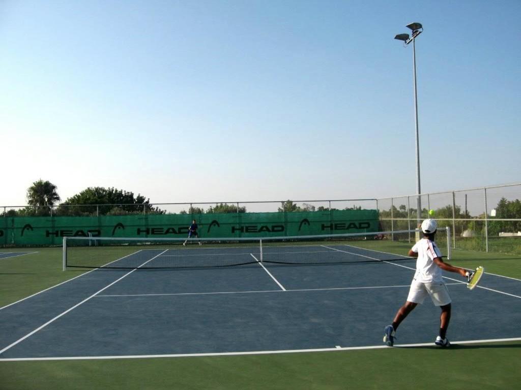 Protaras Tennis And Country Club Exteriér fotografie